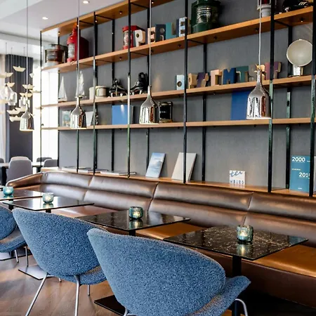 Motel One Hamburg-Alster-3